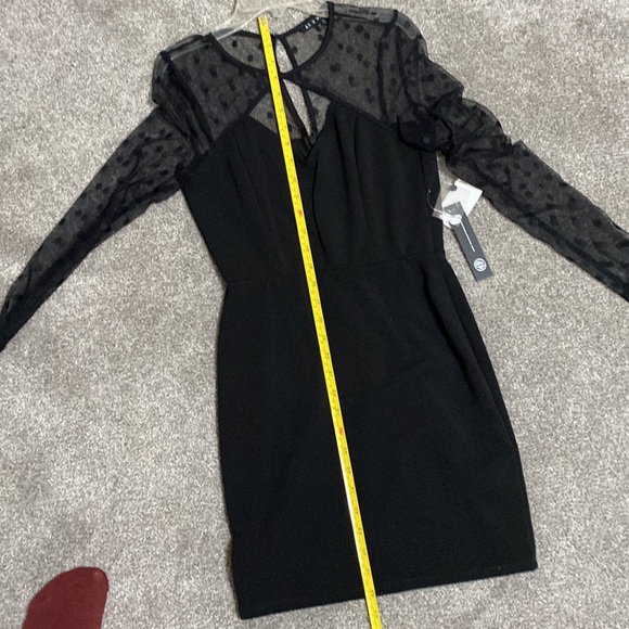 My little black dress, NWT, Junior size medium, but more like small, fitted - Picture 7 of 13